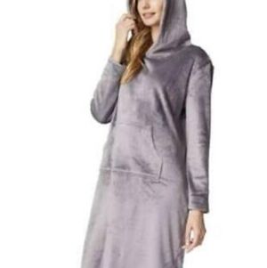32 Degrees Heat Hooded Cozy Plush Sleep Lounger Size L/XL